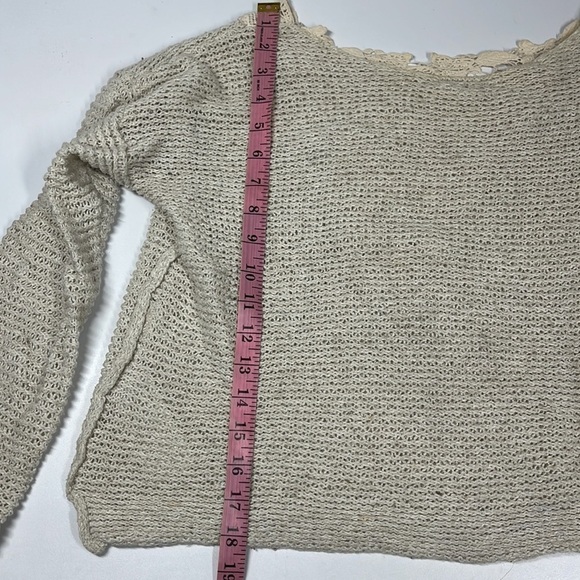 Hollister Knit Long Sleeve Cropped Sweater Size M/L - Picture 8 of 9